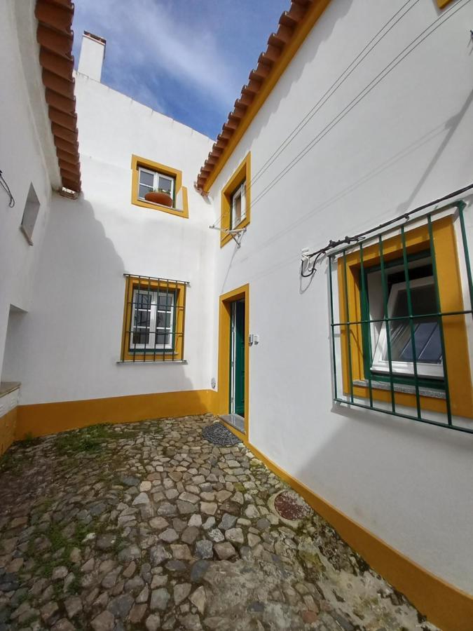 Pateo Dos Oliveira - Casa Da Cocheira Apartment Evora Exterior photo